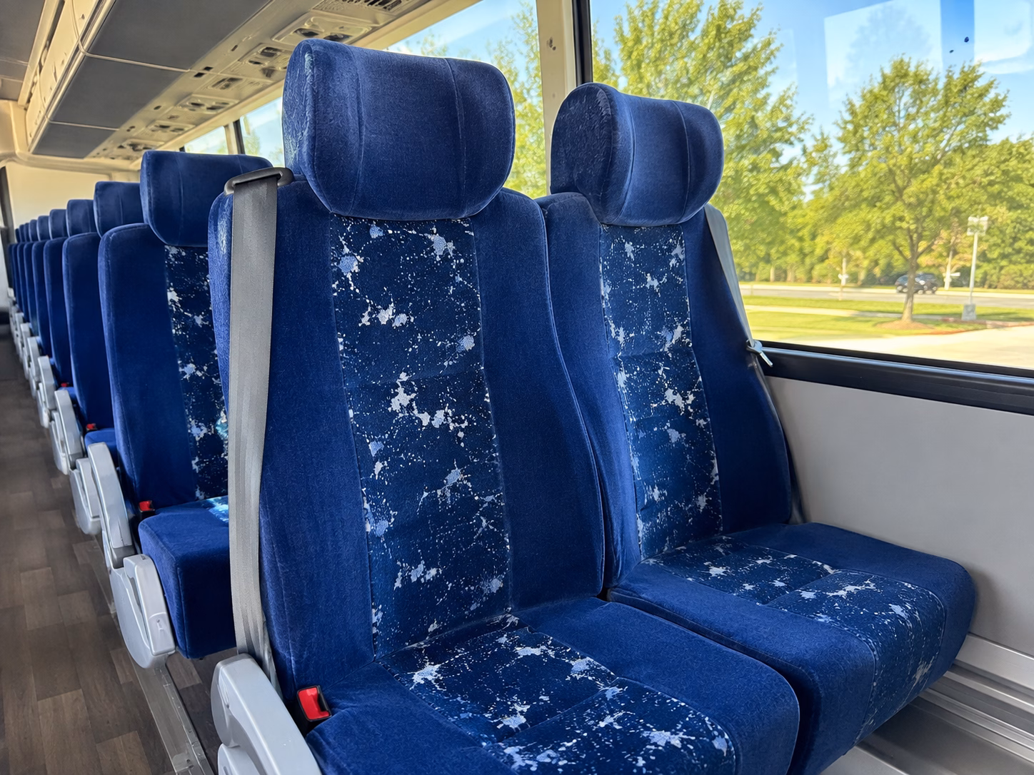 sacramento river cats charter bus rentals to sutter health park